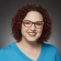 portrait of Lindsi Gjetley, MS, RD, LD