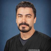 portrait of Daniel Gruzman, DO