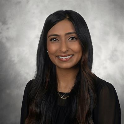 Niki Momin, FNP-C