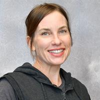 portrait of Jennifer Newbold