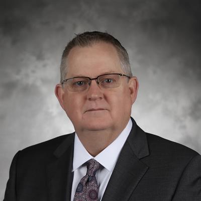 Larry Keith Wood, médico.