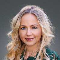 portrait of Amanda Barnes Bradley, ACNP