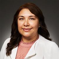 portrait of Veronica Macias Bustos, LCSW